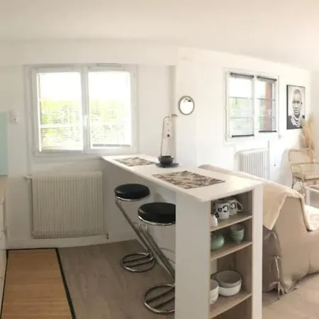 Rivahome Apartamento Ouistreham